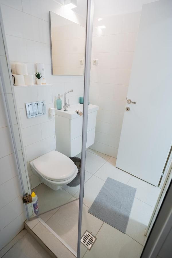 One Bedroom Flat In Bucharest'S Historic District ภายนอก รูปภาพ