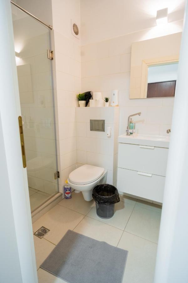One Bedroom Flat In Bucharest'S Historic District ภายนอก รูปภาพ