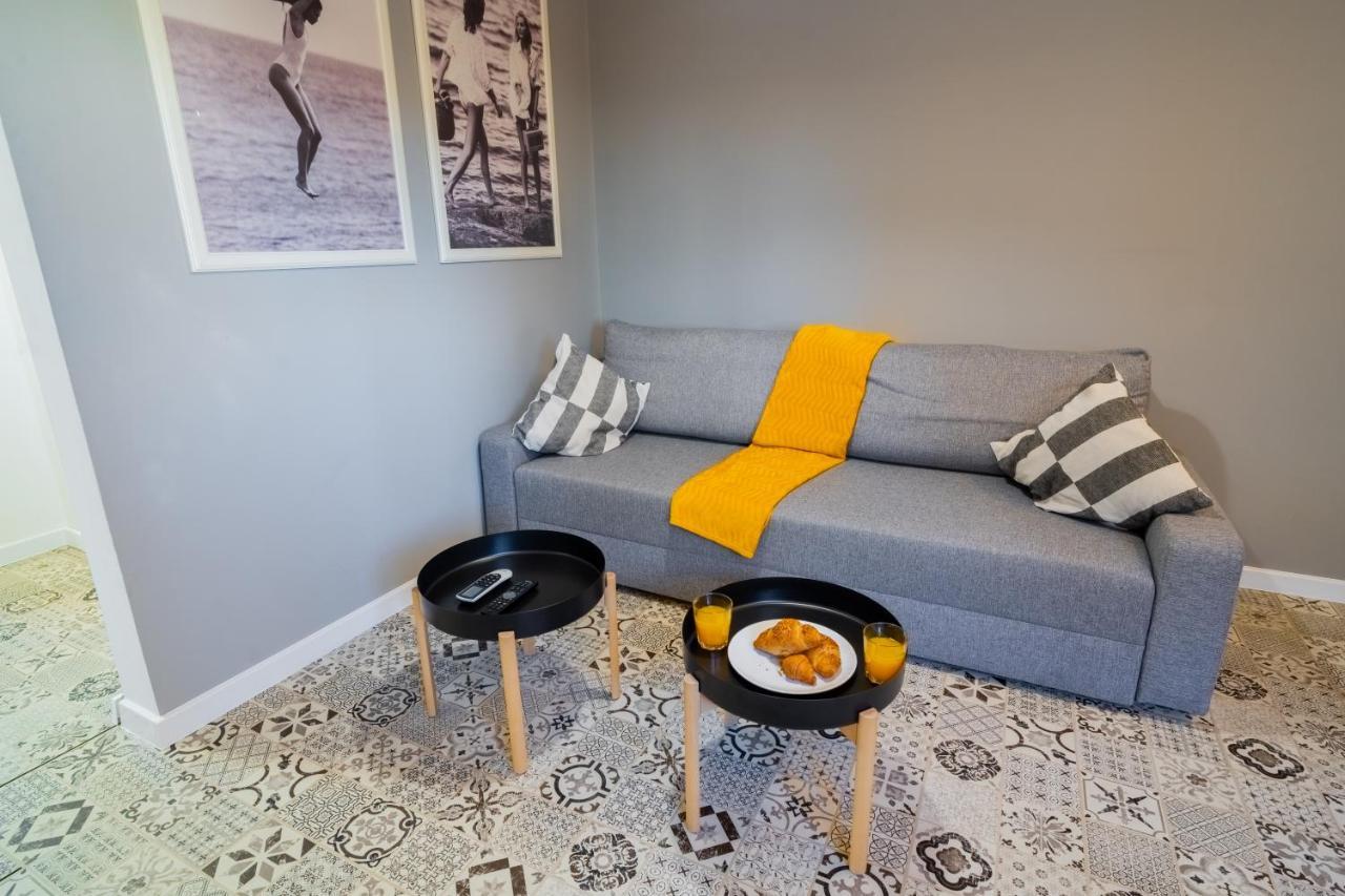 One Bedroom Flat In Bucharest'S Historic District ภายนอก รูปภาพ
